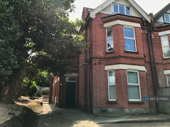 2 Bedroom Flat To Rent In Suffolk Road, Bournemouth, BH2