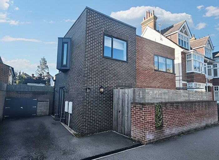 3 Bedroom Detached House For Sale In Atwell House, Southfield Road, Tunbridge Wells, TN4