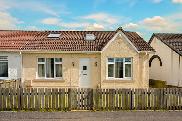 3 Bedroom Terraced Bungalow For Sale In Garden City, Stoneyburn, EH47
