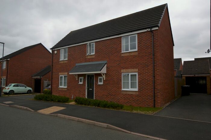 4 Bedroom Detached House To Rent In Feather Lane, Nuneaton, CV10