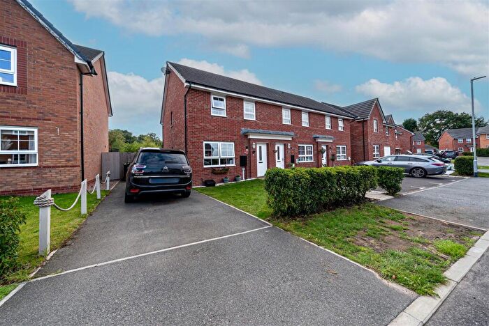 3 Bedroom Semi-Detached House For Sale In Ginkgo Grove, Somerford, Congleton, CW12