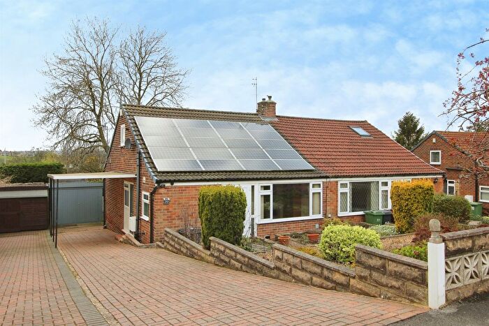 3 Bedroom Semi Detached Bungalow For Sale In Owlcotes Garth, Pudsey, LS28
