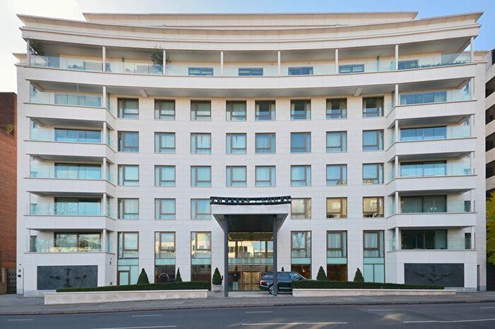 4 Bedroom Flat To Rent In Embassy Court, Wellington Road, St Johns Wood, London, NW8
