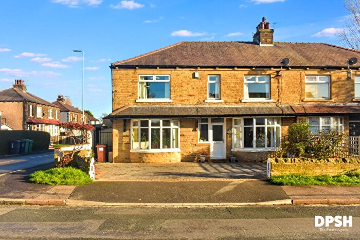 4 Bedroom Semi-Detached House For Sale In Daleside Road, Pudsey, LS28