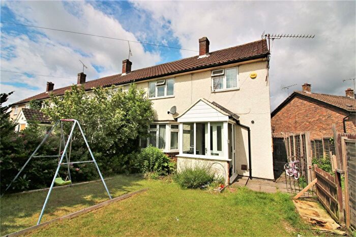 3 Bedroom End Of Terrace House To Rent In Tartar Road, Cobham, Surrey, KT11