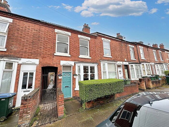 3 Bedroom End Of Terrace House For Sale In Westwood Road, Earlsdon, Coventry, CV5