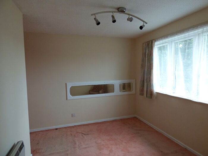 1 Bedroom End Of Terrace House To Rent In Coverdale, Luton, LU4