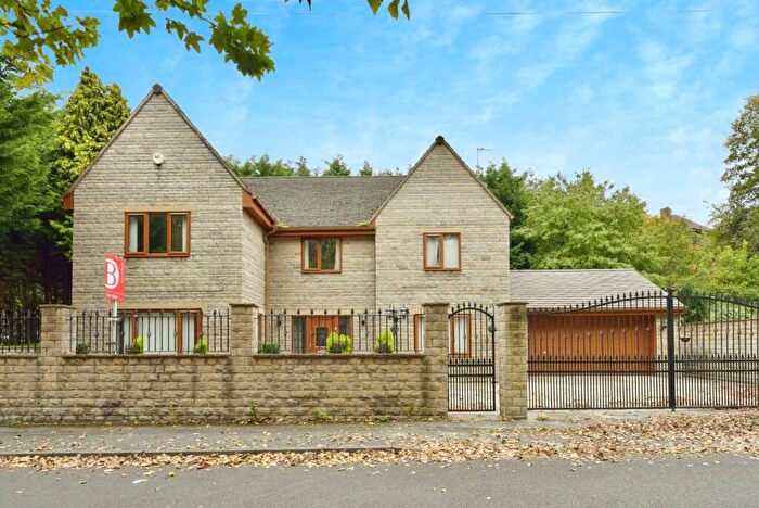 5 Bedroom Detached House For Sale In Pollard Avenue, Sheffield, South Yorkshire, S5