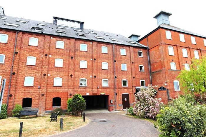 1 Bedroom Flat To Rent In Swonnells Walk, Lowestoft, Suffolk, NR32