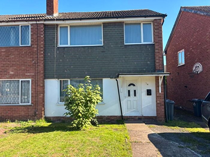 3 Bedroom Semi-Detached House To Rent In Manorford Avenue, West Bromwich, West Midlands, B71