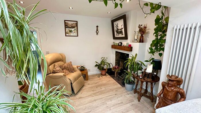 2 Bedroom Cottage For Sale In Frome Place, Stapleton, Bristol, BS16