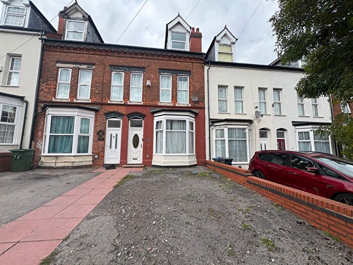 3 Bedroom Property To Rent In Cape Hill, Smethwick, B66
