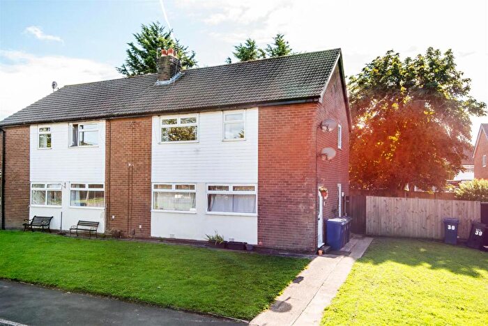 1 Bedroom Apartment For Sale In Peacock Hall Road, Leyland, PR25