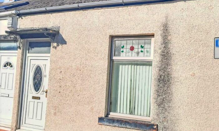 2 Bedroom Cottage To Rent In Washington Street, Sunderland, SR4