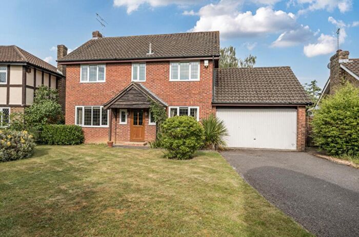 4 Bedroom Detached House For Sale In Newhurst Gardens, Warfield, RG42