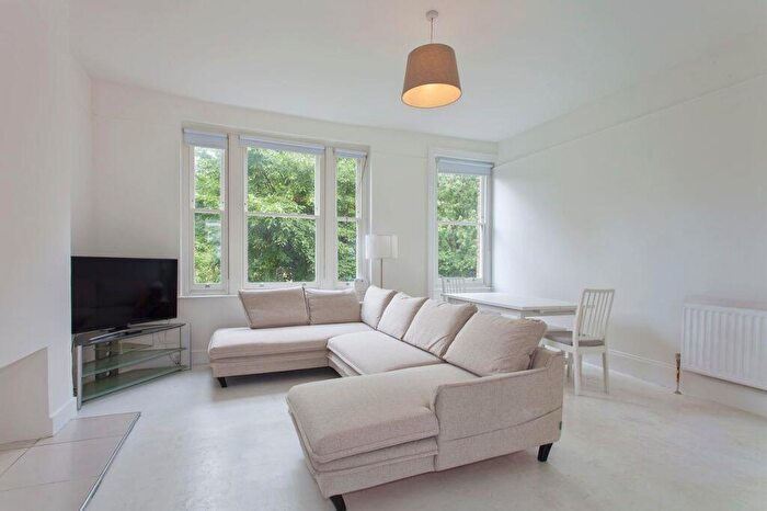 3 Bedroom House To Rent In Malvern Road, London, NW6