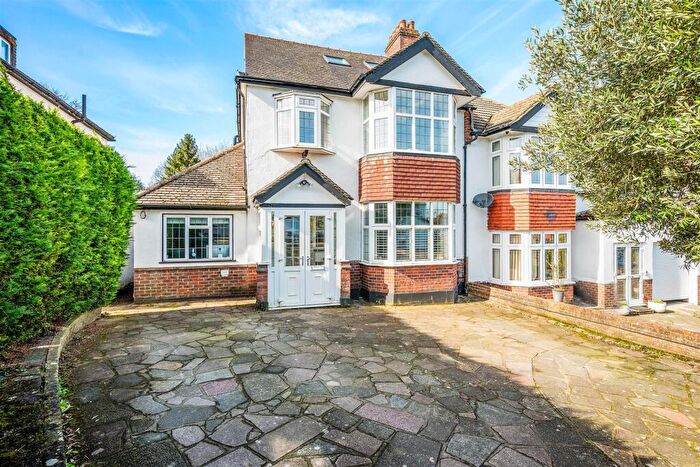 4 Bedroom Semi Detached House For Sale In Wilmot Way, Banstead, SM7