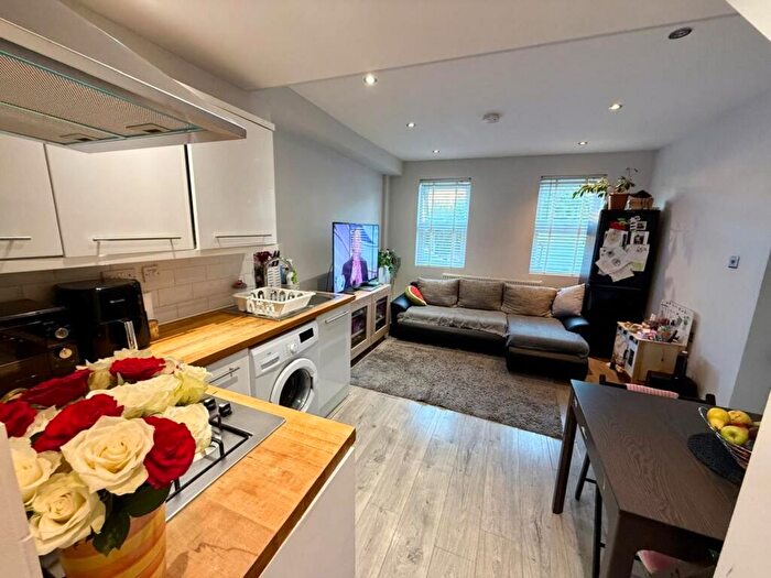 1 Bedroom Maisonette To Rent In Spring Park Road, Croydon, CR0