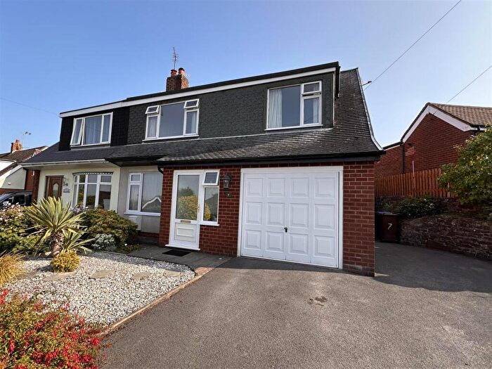 3 Bedroom Semi-Detached House For Sale In Thornfield Avenue, Leek, ST13