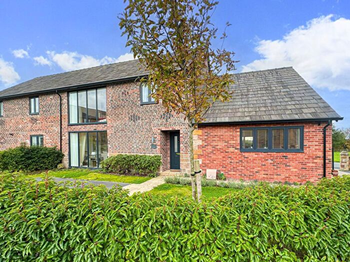 3 Bedroom Semi Detached House For Sale In Jane Grove, Wirral, CH63