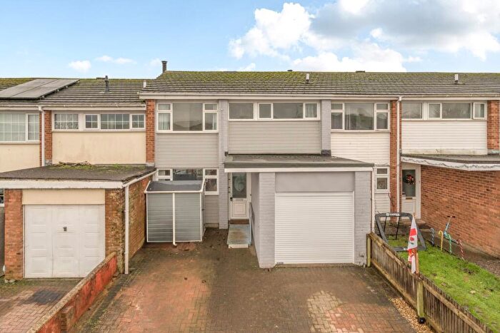 3 Bedroom Terraced House For Sale In Shrubbery Close, Barnstaple, EX32