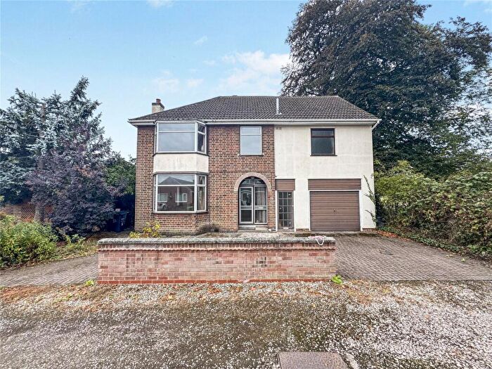 4 Bedroom Detached House For Sale In Seward Street, Loughborough, Leicestershire, LE11
