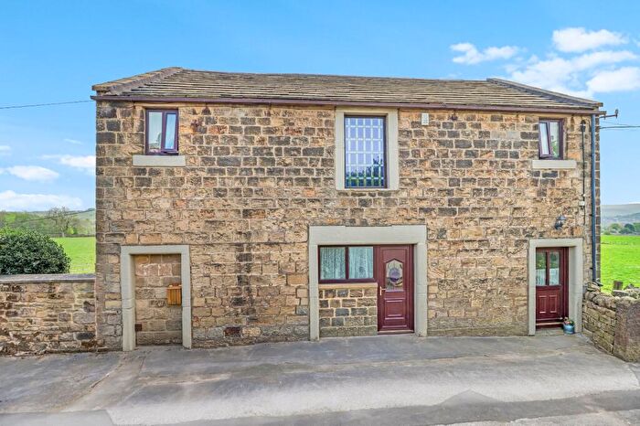 4 Bedroom Detached House For Sale In Cross Lane, Guiseley, Leeds, West Yorkshire, LS20