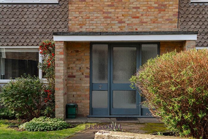 2 Bedroom Semi Detached House To Rent In Hayden Court, Addlestone, KT15