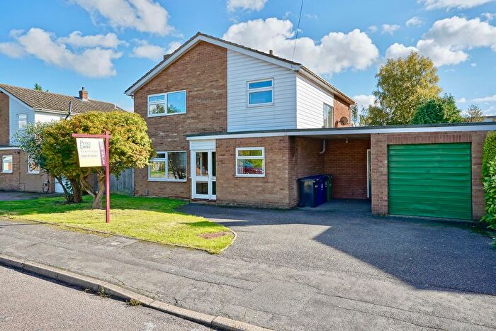 4 Bedroom Detached House For Sale In Haley Close, Hemingford Grey, Huntingdon, PE28