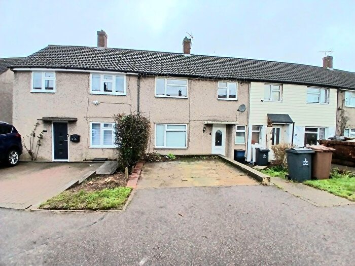 3 Bedroom Property To Rent In Marymead Drive, Stevenage, SG2