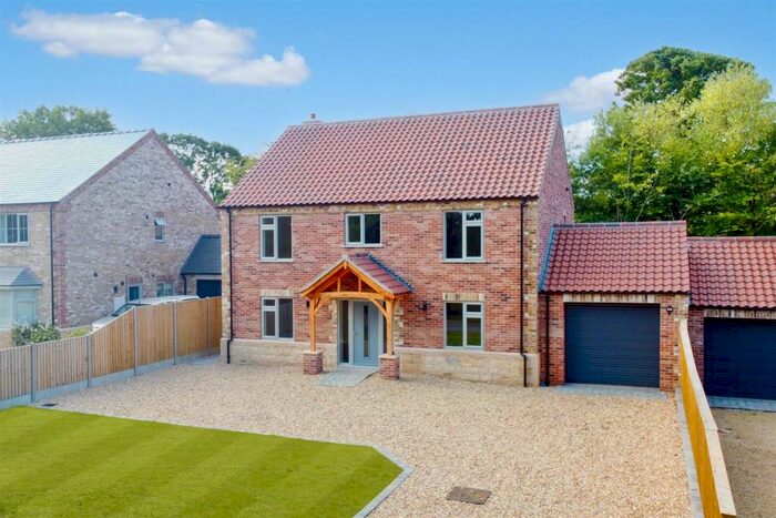 4 Bedroom Detached House For Sale In Knott Hall Gardens, Helpringham, Sleaford, NG34