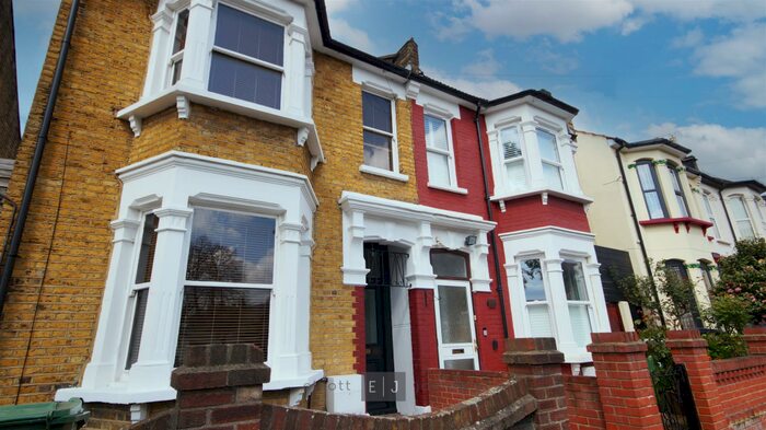 3 Bedroom Terraced House To Rent In Hatherley Road, London, E17