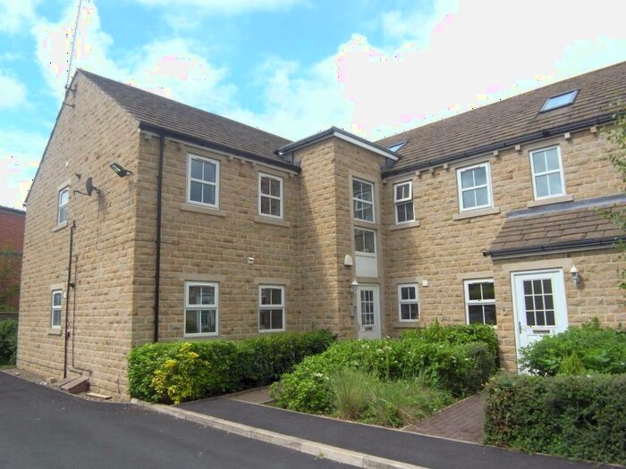2 Bedroom Flat To Rent In Rialto Court, Rodley, Leeds, West Yorkshire, LS13