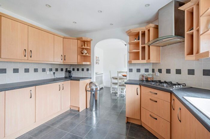 4 Bedroom Detached House For Sale In Victory Avenue, Bradwell, NR31