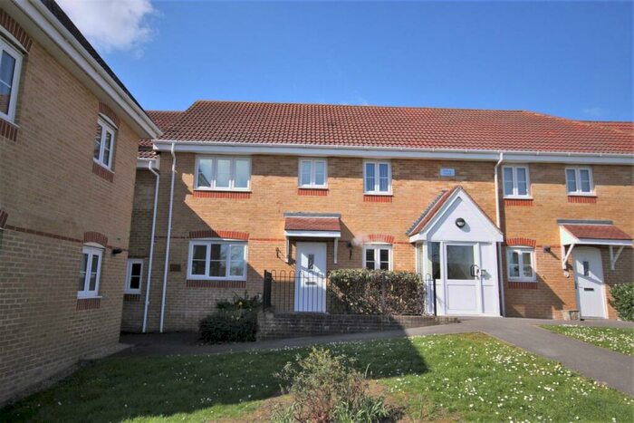 2 Bedroom Apartment To Rent In Park Cottage Drive, Titchfield Park, PO15