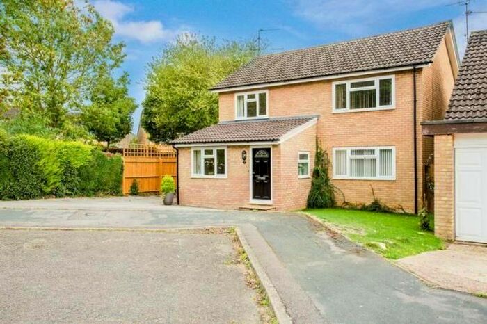 4 Bedroom Detached House To Rent In Bartlett Place, Buckingham, MK18