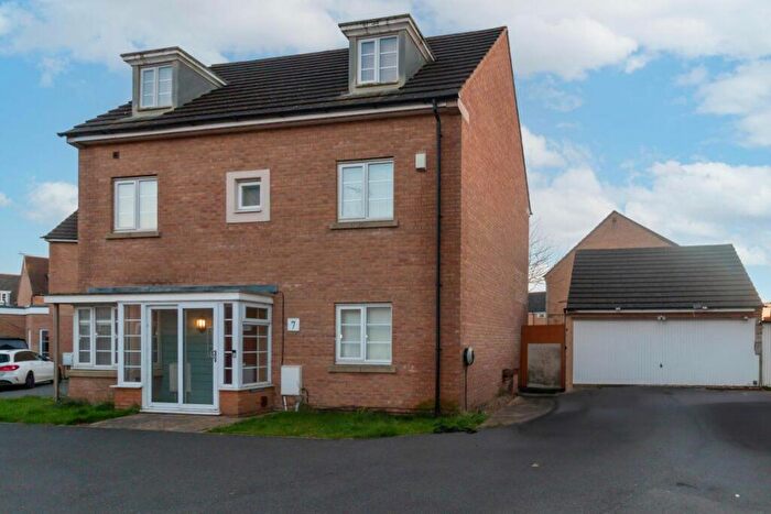 5 Bedroom Detached House To Rent In Oliver Road, Hampton, PE7