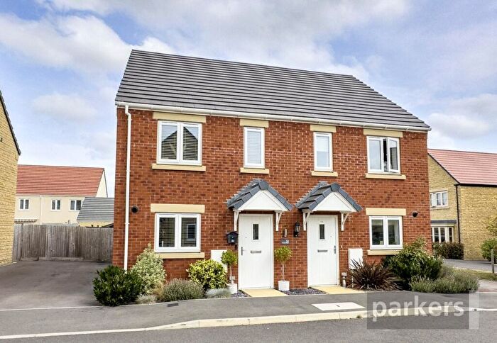 2 Bedroom Semi-Detached House For Sale In Spitfire Drive, Witney, Oxfordshire, OX29