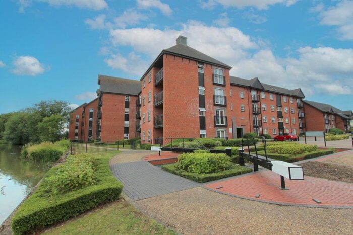 2 Bedroom Flat To Rent In The Wharf, Leighton Buzzard, LU7