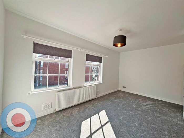 1 Bedroom Flat To Rent In Park Avenue Manchester, M19