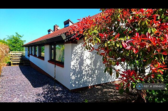 3 Bedroom Bungalow To Rent In Cog Road, Sully, Penarth, CF64