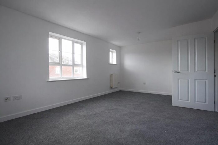 2 Bedroom Flat To Rent In Ffordd Ty Unnos, Cardiff, CF14