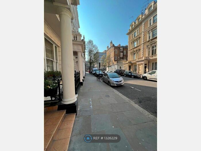 Studio To Rent In Clanricarde Gardens, London, W2