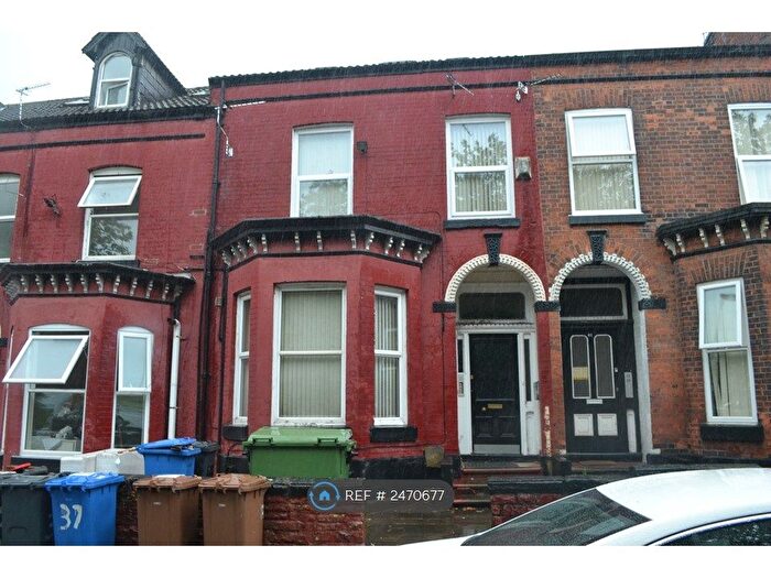 Studio To Rent In Bolton Road, Salford, M6