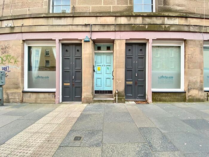 1 Bedroom Flat To Rent In Buccleuch Street, South Side, Edinburgh, EH8