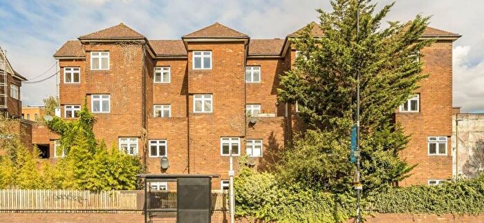 2 Bedroom Flat To Rent In Plume House, Greenwich, London, SE10