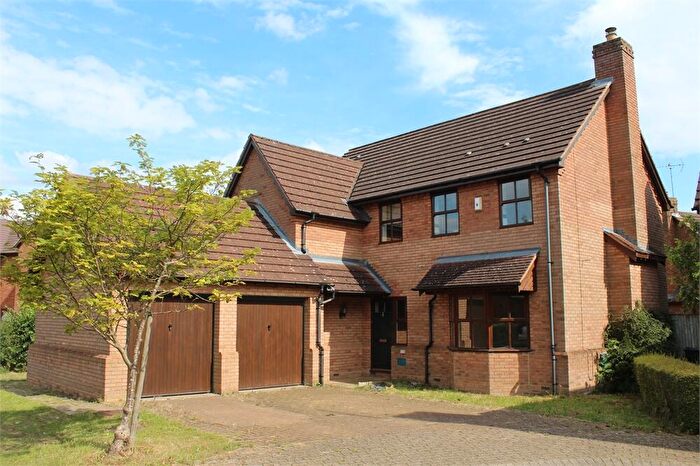 4 Bedroom Detached House To Rent In Menzies Court, Shenley Lodge, MK5