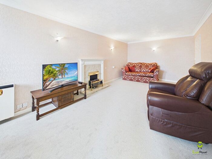 2 Bedroom Flat For Sale In Fern Court, East Street, Bexleyheath, Kent, DA7