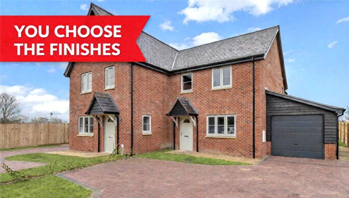 3 Bedroom Semi-Detached House For Sale In Park Close, Wattisfield, Norfolk, IP22