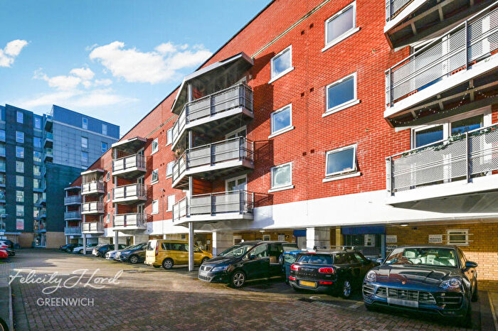 2 Bedroom Apartment For Sale In Bruford Court, London, SE8